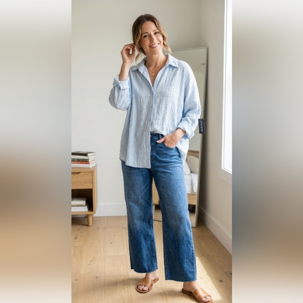 Derek Heart Sky Blue Crinkle Button Down Shirt